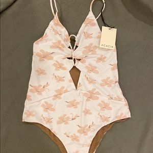 ✨TRADED✨ Acacia Washed Aloha Maya One Piece